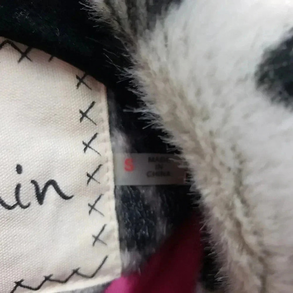 Carmin Snow Leopard Animal Print Coat - Picture 7 of 7